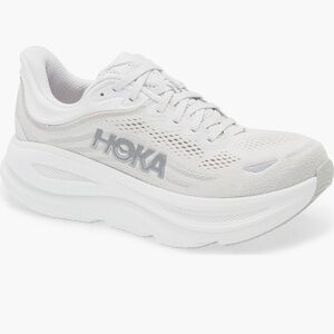 Hoka “Bondi 9 running shoe” stardust/silver, size 8